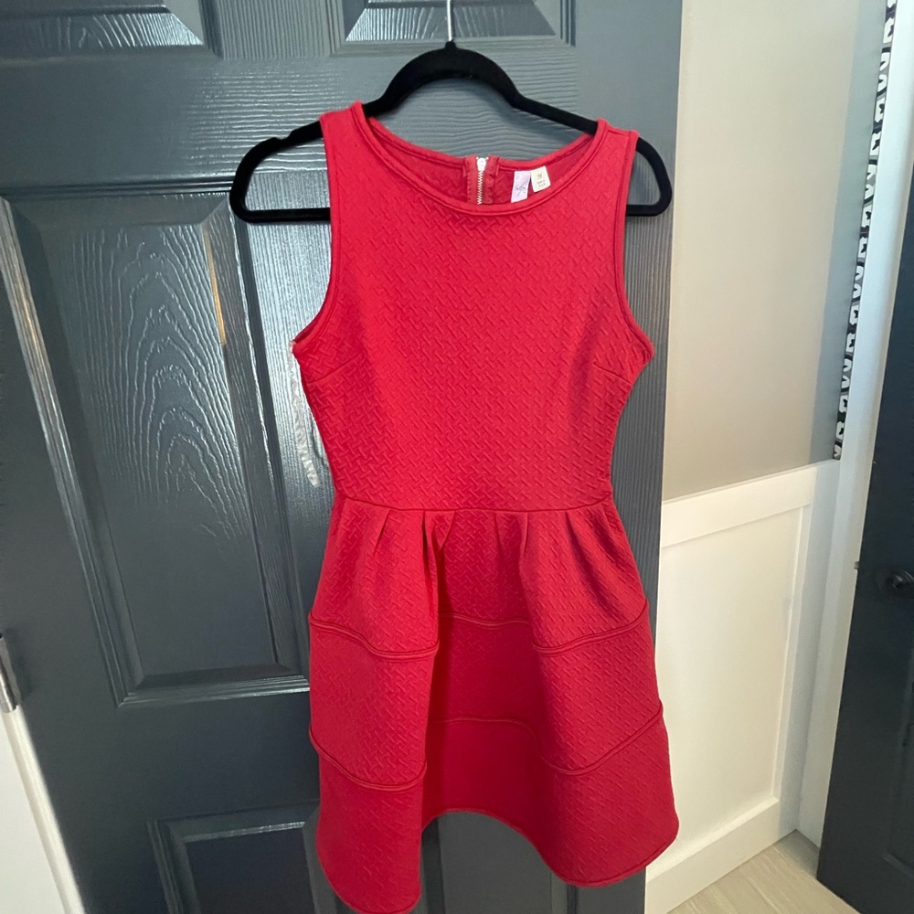 Cute maroon dress